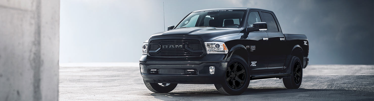 RAM 1500 Classic Black Premium